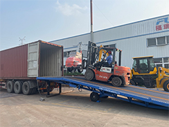 福瑞得機(jī)械6臺(tái)7米工程照明燈車打包出口澳大利亞 福瑞得機(jī)械6臺(tái)7米工程照明燈車打包出口澳大利亞